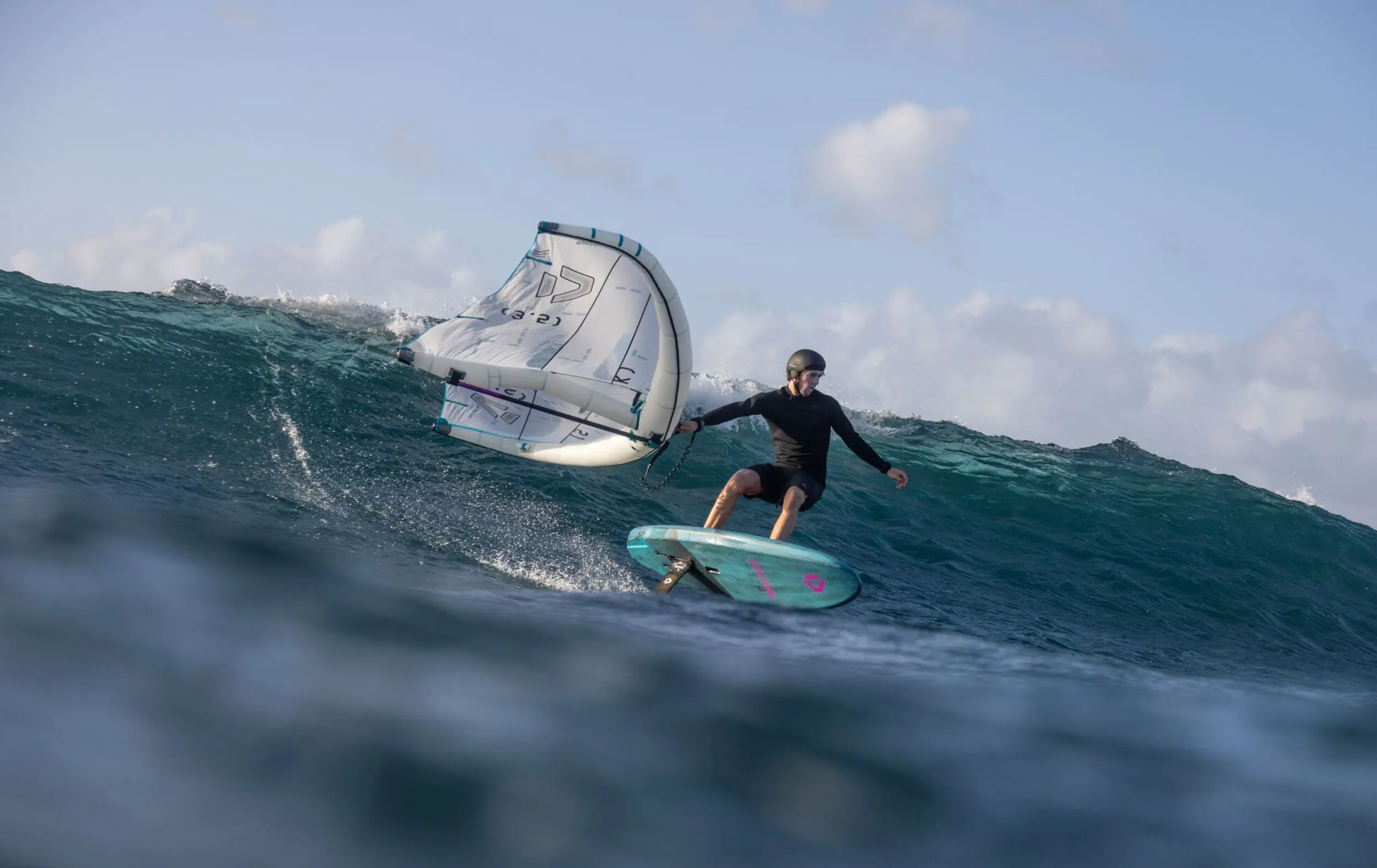 Duotone Skybrid SLS Foil Board 2025 - Image 9