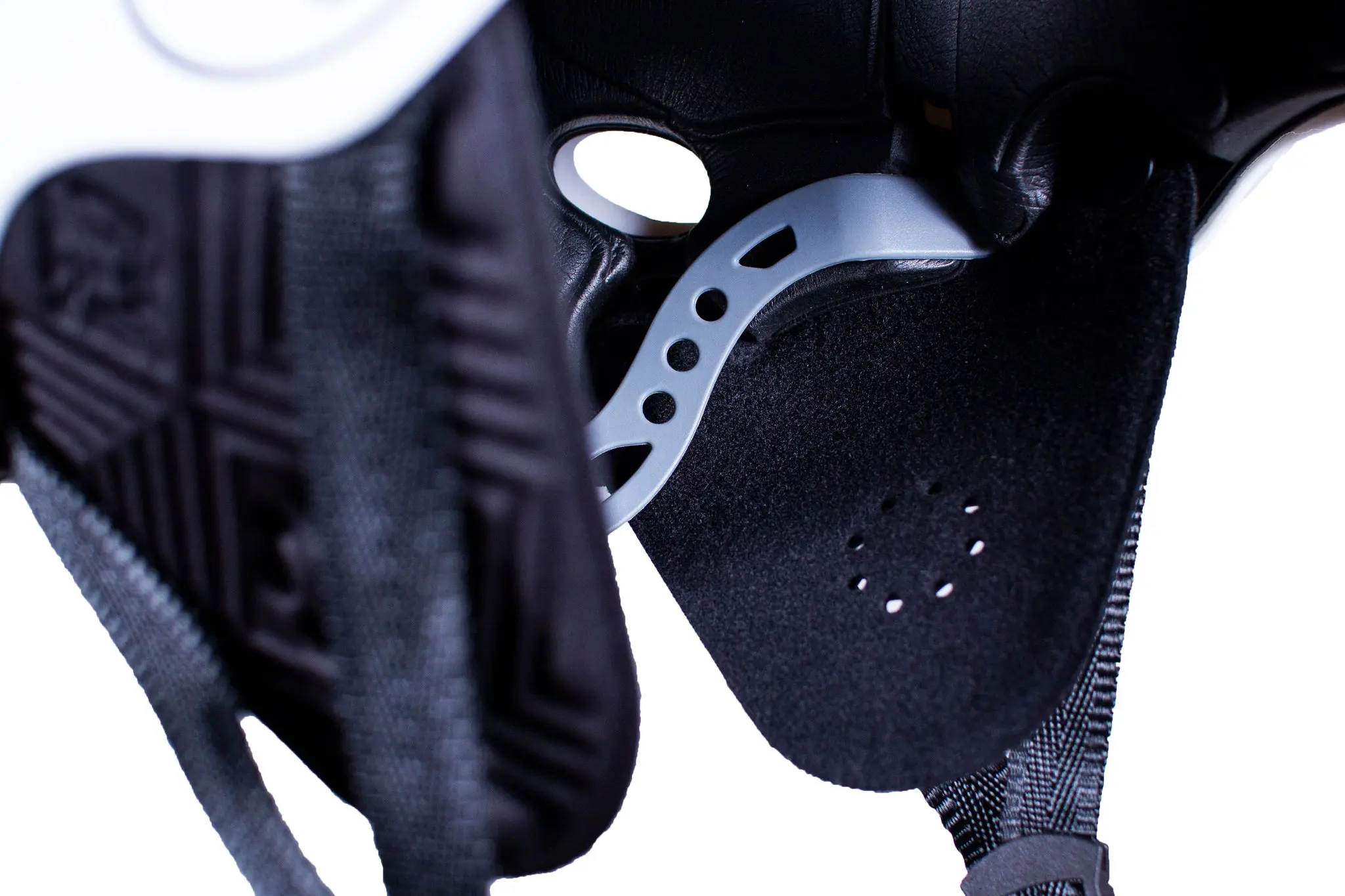 Dakine Renegade Adult Helmet - Image 4