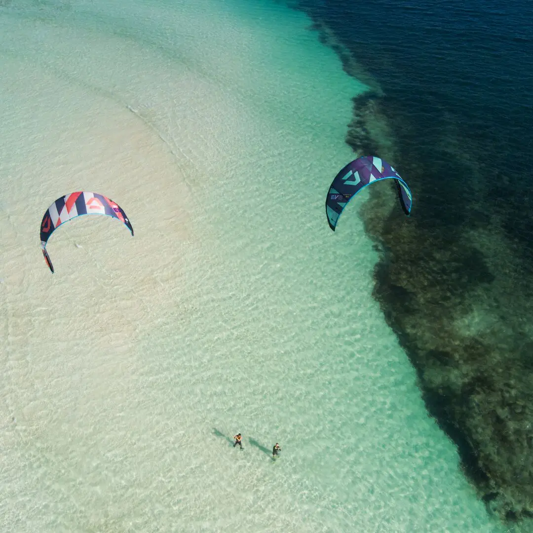 Duotone Evo SLS Kitesurfing Kite 2024 - Image 19