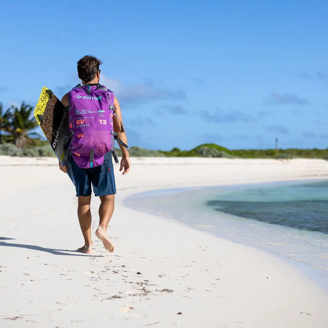 Duotone Evo SLS Kitesurfing Kite 2024 - Image 10