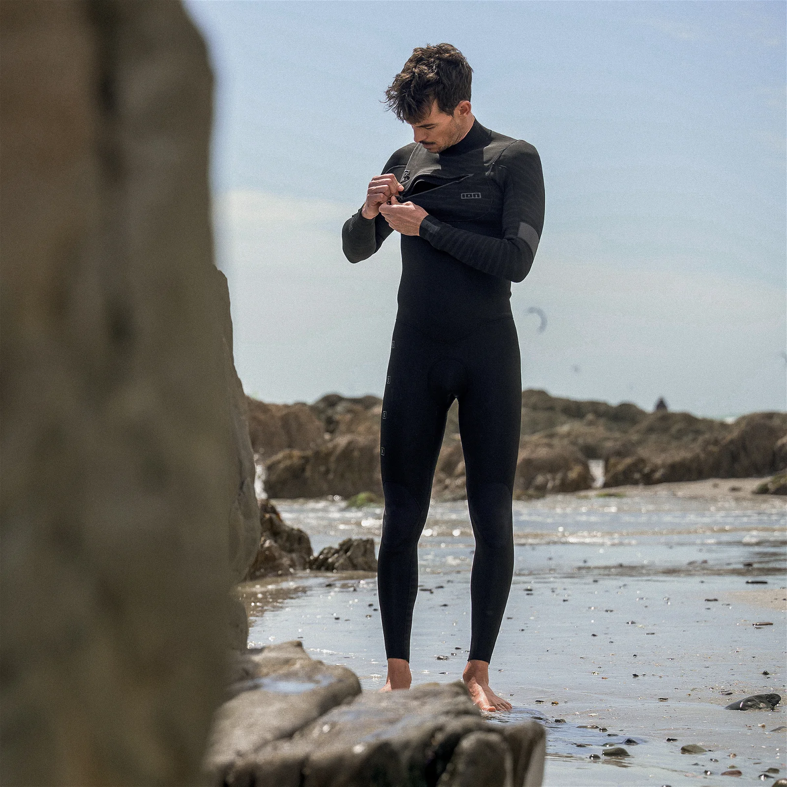 ION Seek Core 4/3mm Front Zip Men’s Full Wetsuit - Image 3