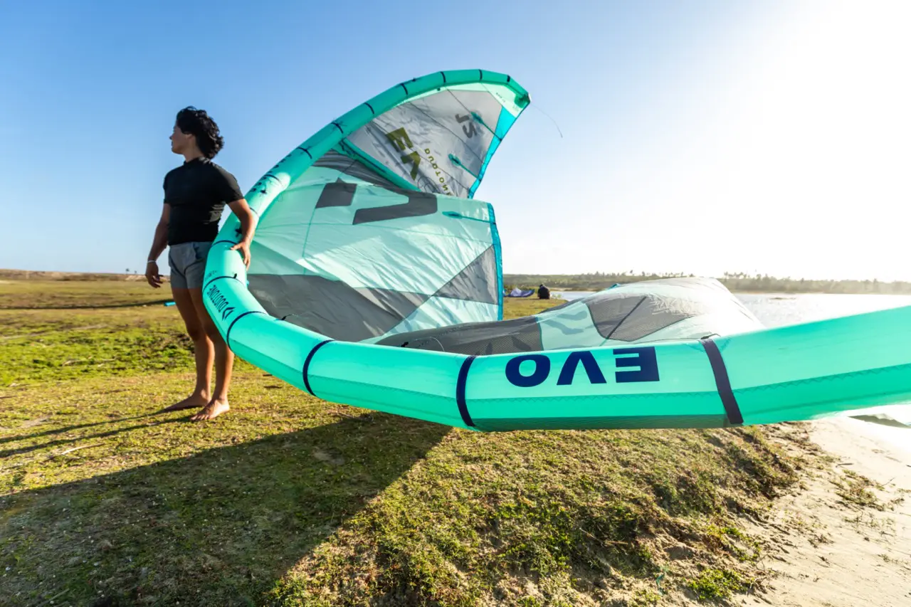 Duotone Evo Kitesurfing Kite 2024 - Image 14